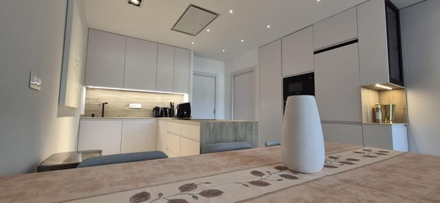 3 soverom Leilighet til salgs i San Pedro del Pinatar ciudad, San Pedro del Pinatar med svømmebasseng - € 289 000 (Ref: 9956737)