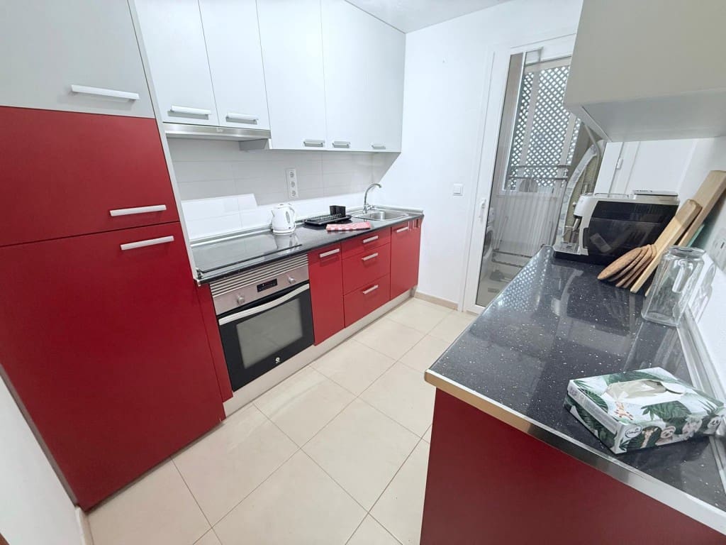 Apartamento de 2 habitaciones en Hacienda Riquelme en venta con piscina garaje - 165.000 € (Ref: 9979225)