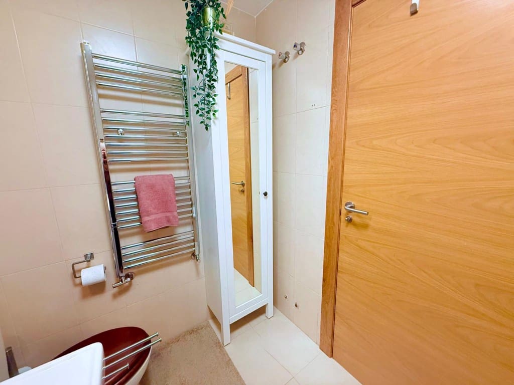 Apartamento de 2 habitaciones en Hacienda Riquelme en venta con piscina garaje - 165.000 € (Ref: 9979225)