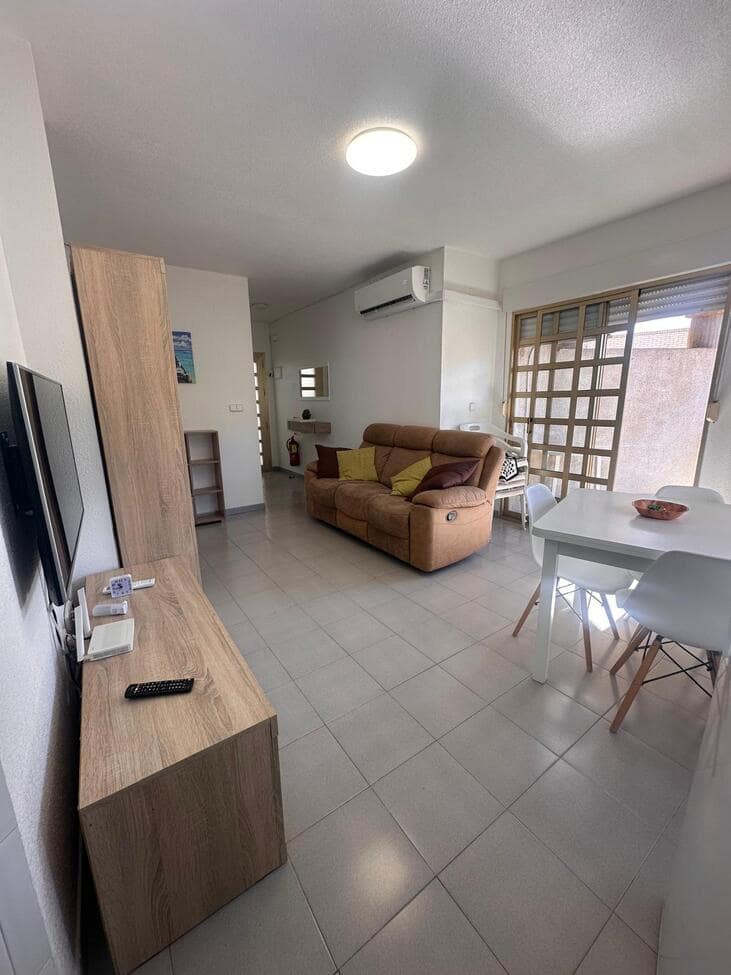 Apartamento de 2 habitaciones en Lo Pagan en venta - 154.900 € (Ref: 9979228)