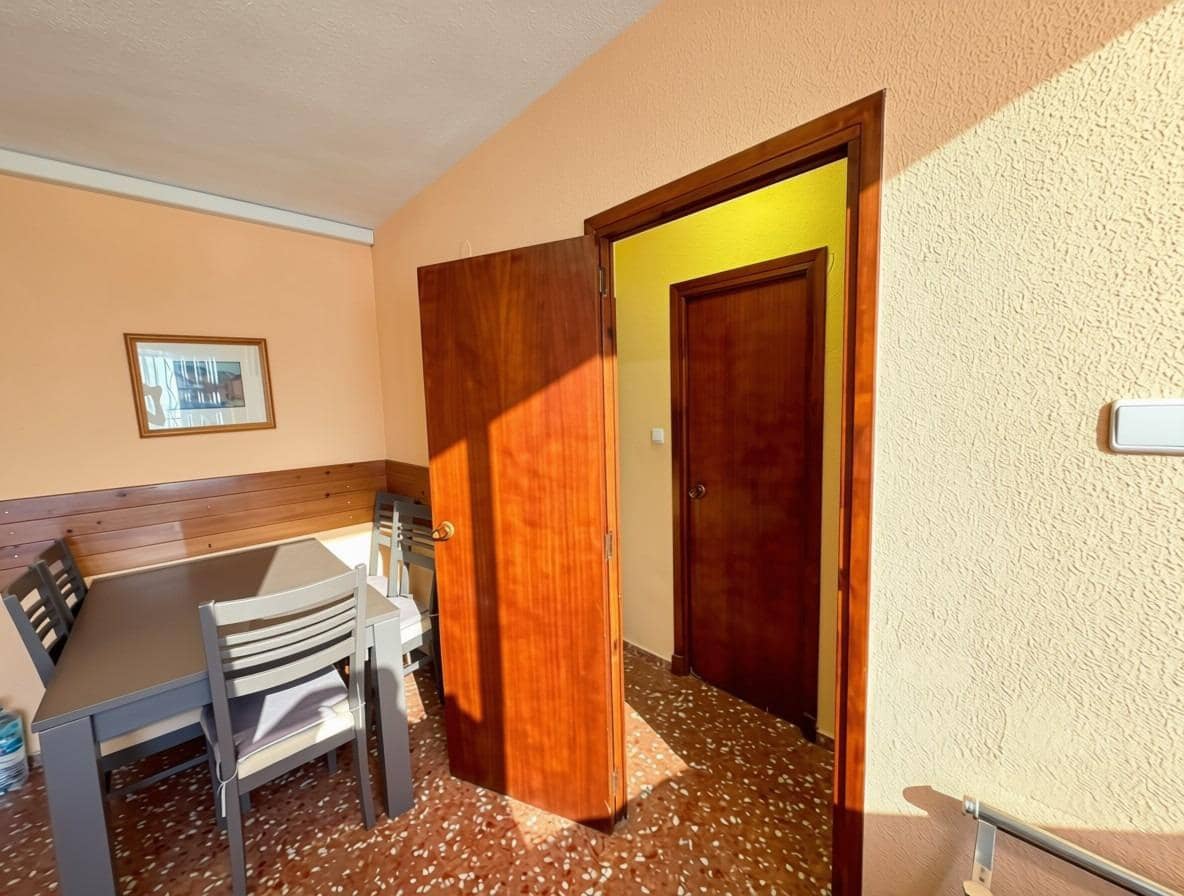 Apartamento de 4 habitaciones en San Pedro del Pinatar en venta - 155.000 € (Ref: 9996367)