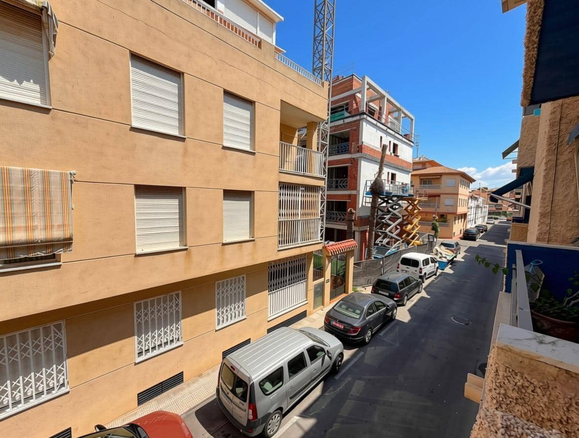 Apartamento de 4 habitaciones en San Pedro del Pinatar en venta - 155.000 € (Ref: 9996367)