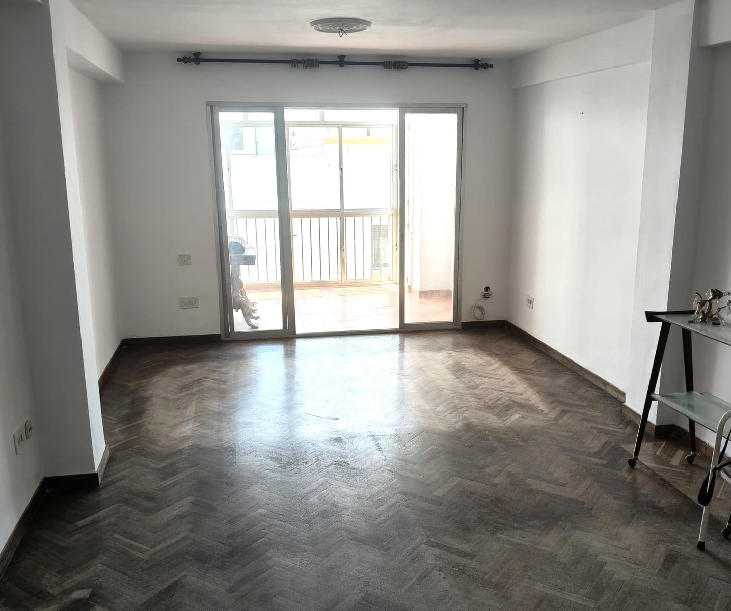 5 bedroom Flat for sale in San Fernando - € 295,000 (Ref: 9830344)