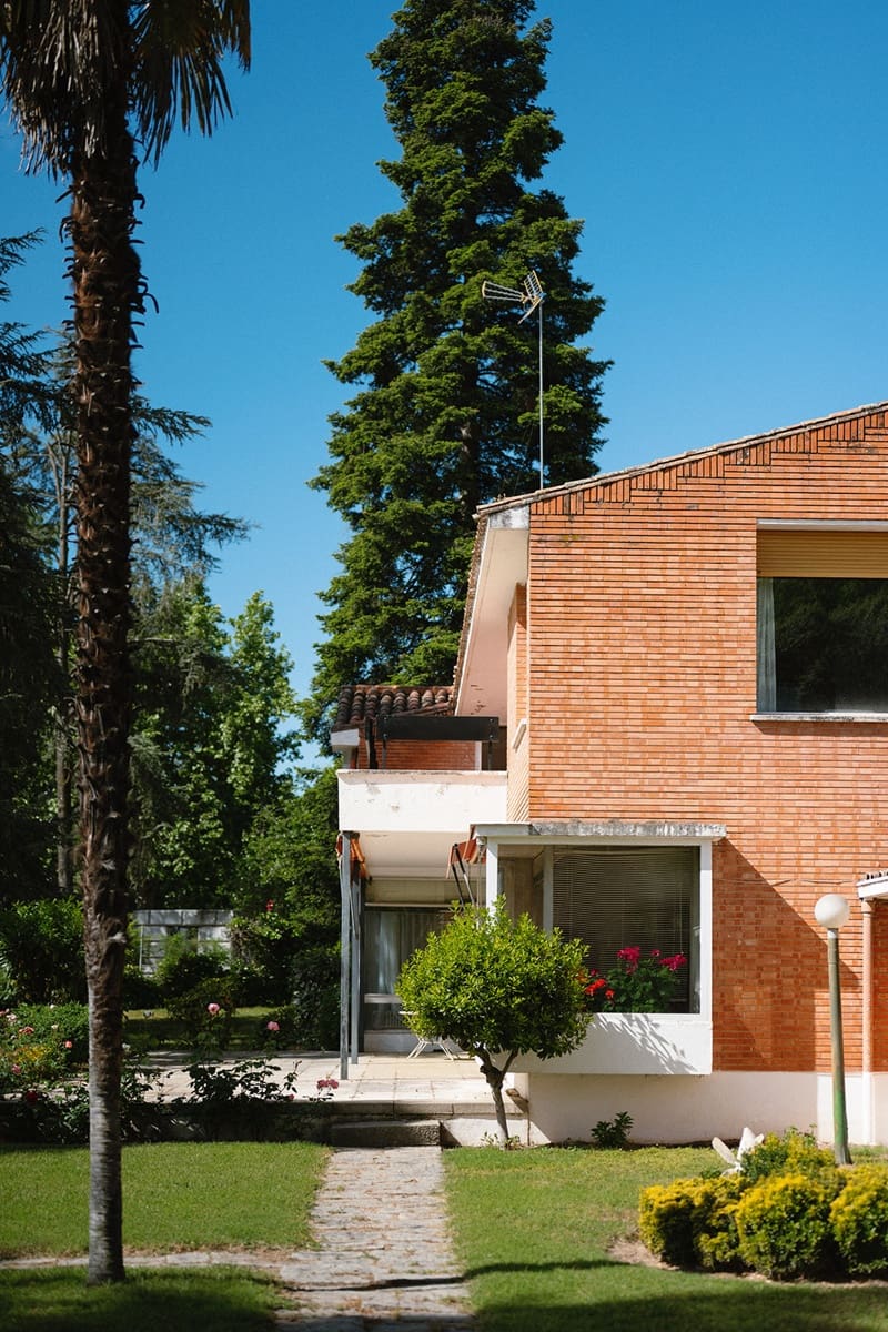 9 bedroom Villa for sale in Madrid city with pool garage - € 3,150,000 (Ref: 9834194)