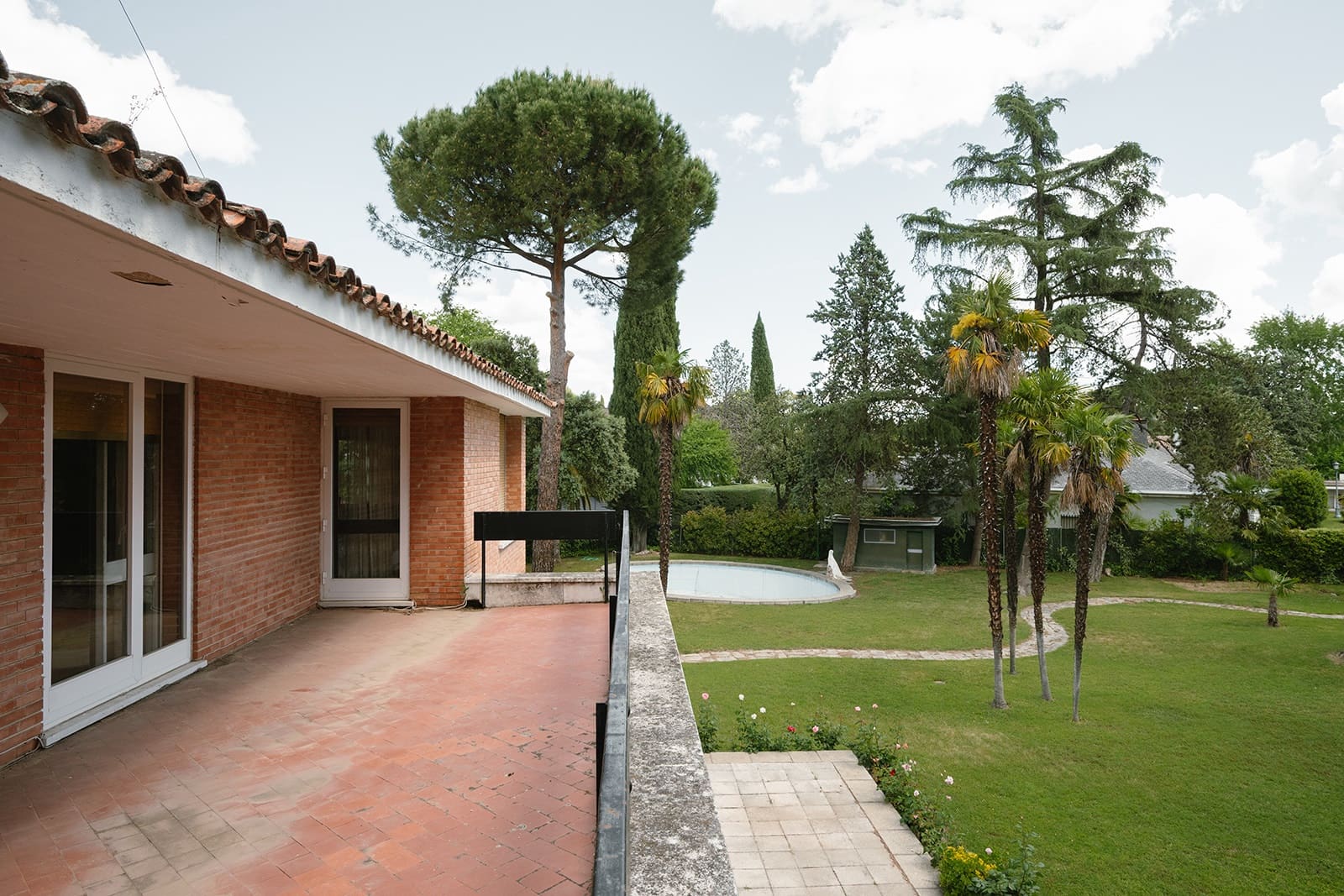 9 bedroom Villa for sale in Madrid city with pool garage - € 3,150,000 (Ref: 9834194)