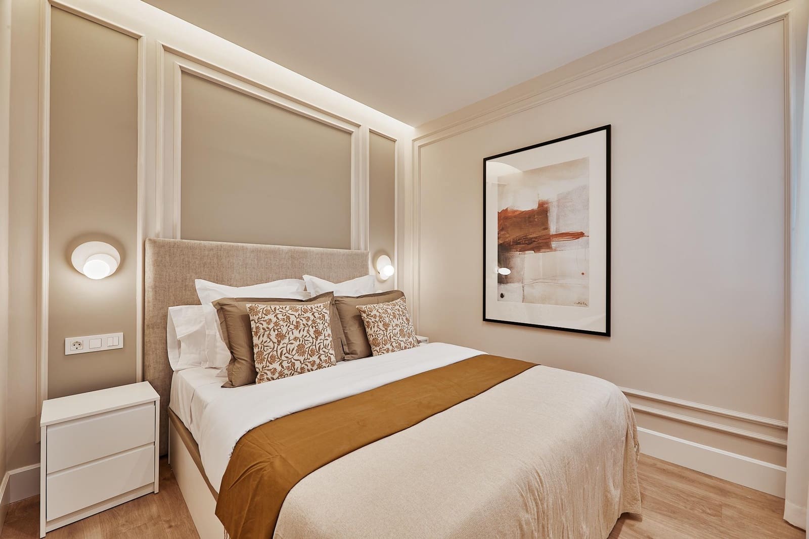 4 bedroom Penthouse for sale in Madrid city with pool - € 3,300,000 (Ref: 9841595)