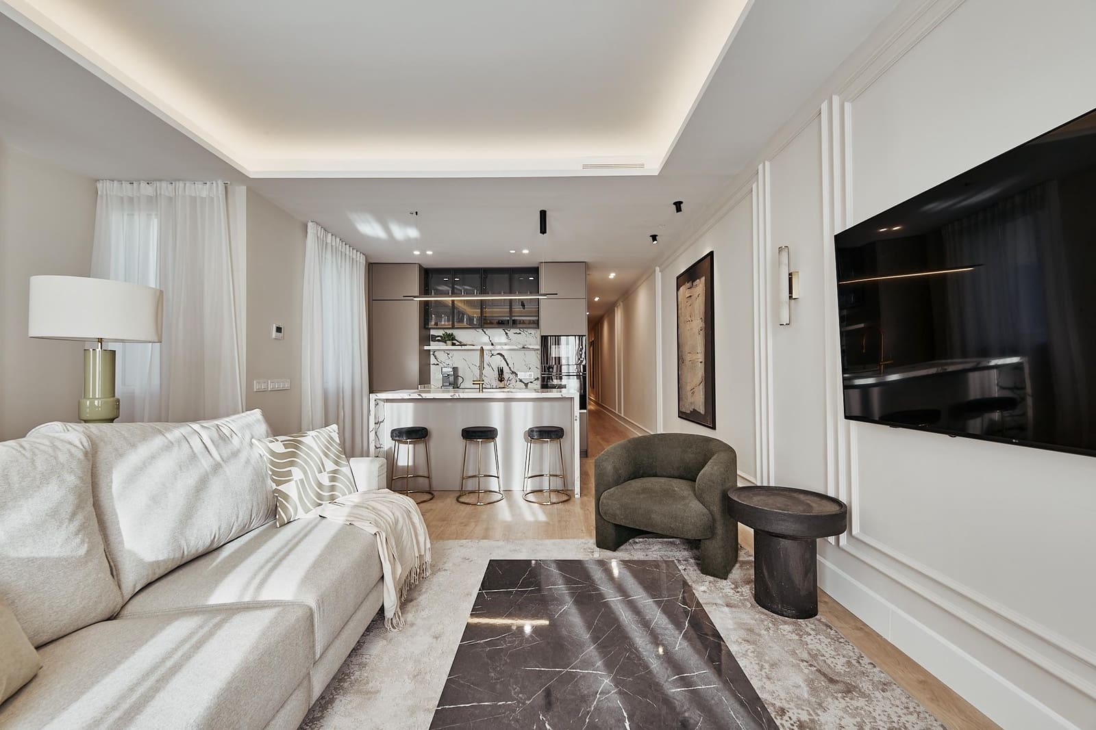4 bedroom Penthouse for sale in Madrid city with pool - € 3,300,000 (Ref: 9841595)