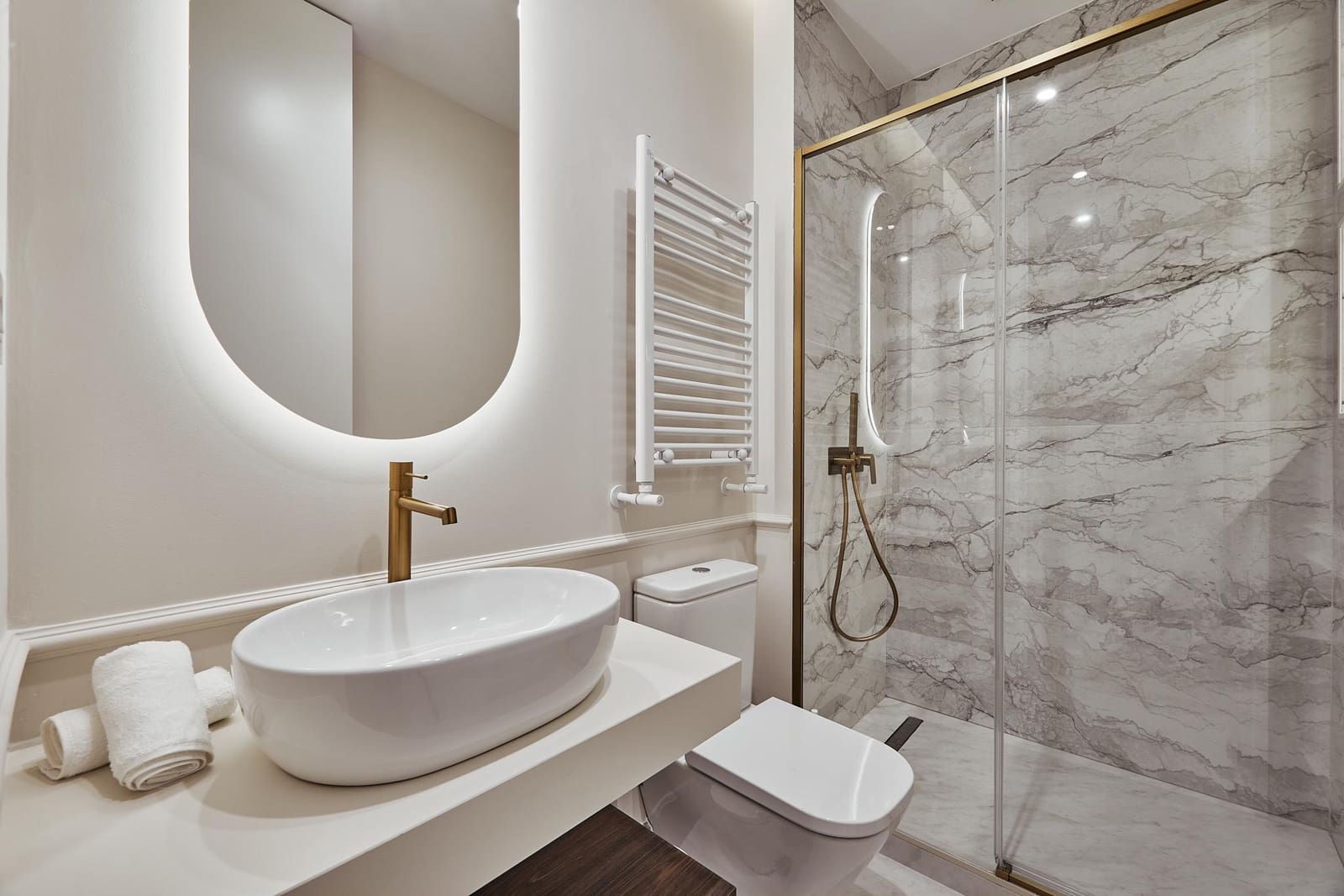 4 bedroom Penthouse for sale in Madrid city with pool - € 3,300,000 (Ref: 9841595)