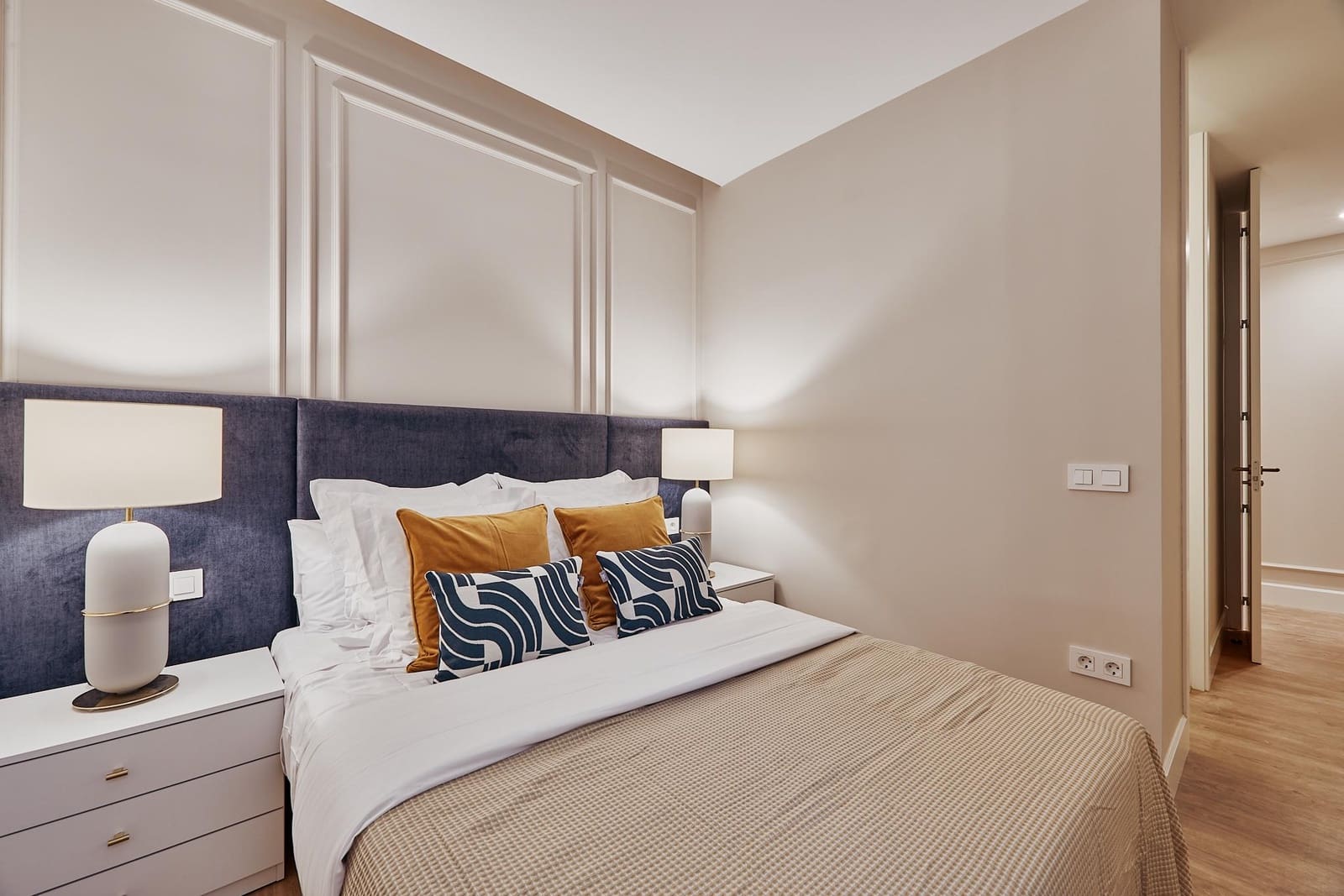 4 bedroom Penthouse for sale in Madrid city with pool - € 3,300,000 (Ref: 9841595)