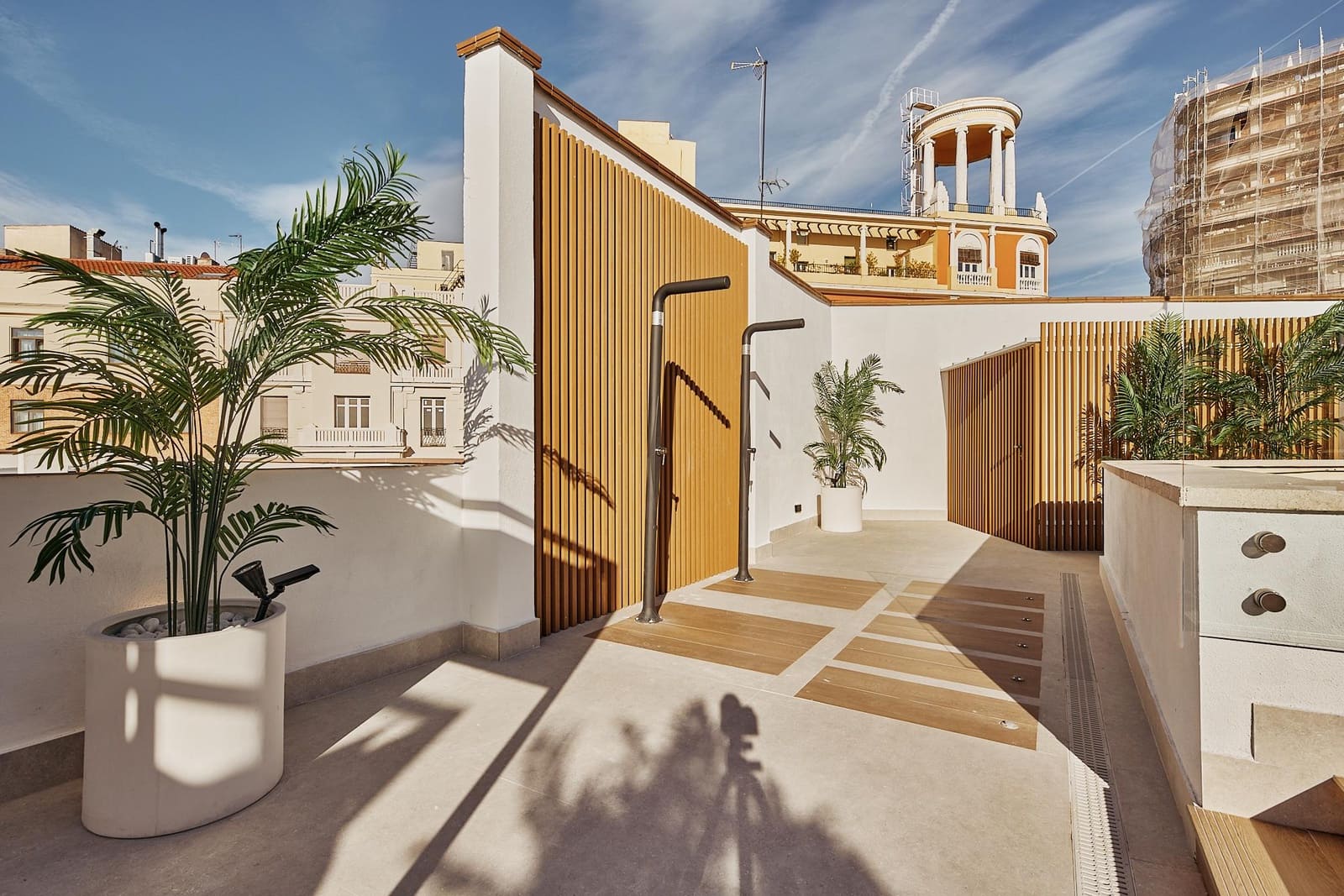 4 bedroom Penthouse for sale in Madrid city with pool - € 3,300,000 (Ref: 9841595)