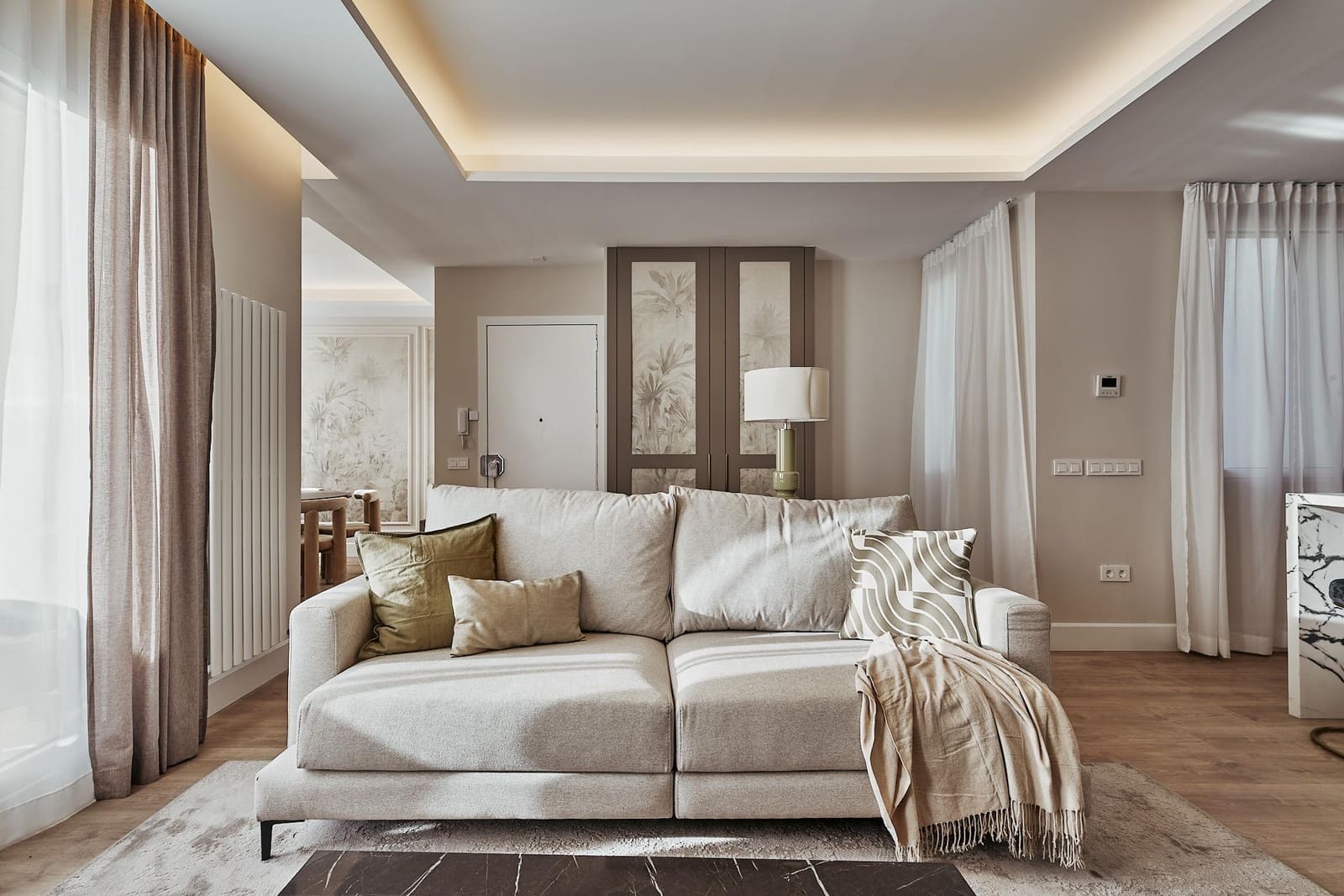 4 bedroom Penthouse for sale in Madrid city with pool - € 3,300,000 (Ref: 9841595)