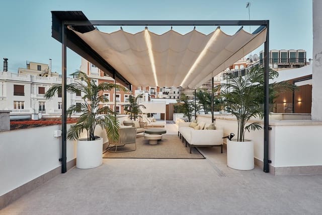 4 Zimmer Penthouse zu verkaufen in Madrid Stadt mit Pool - 3.300.000 € (Ref: 9841595)