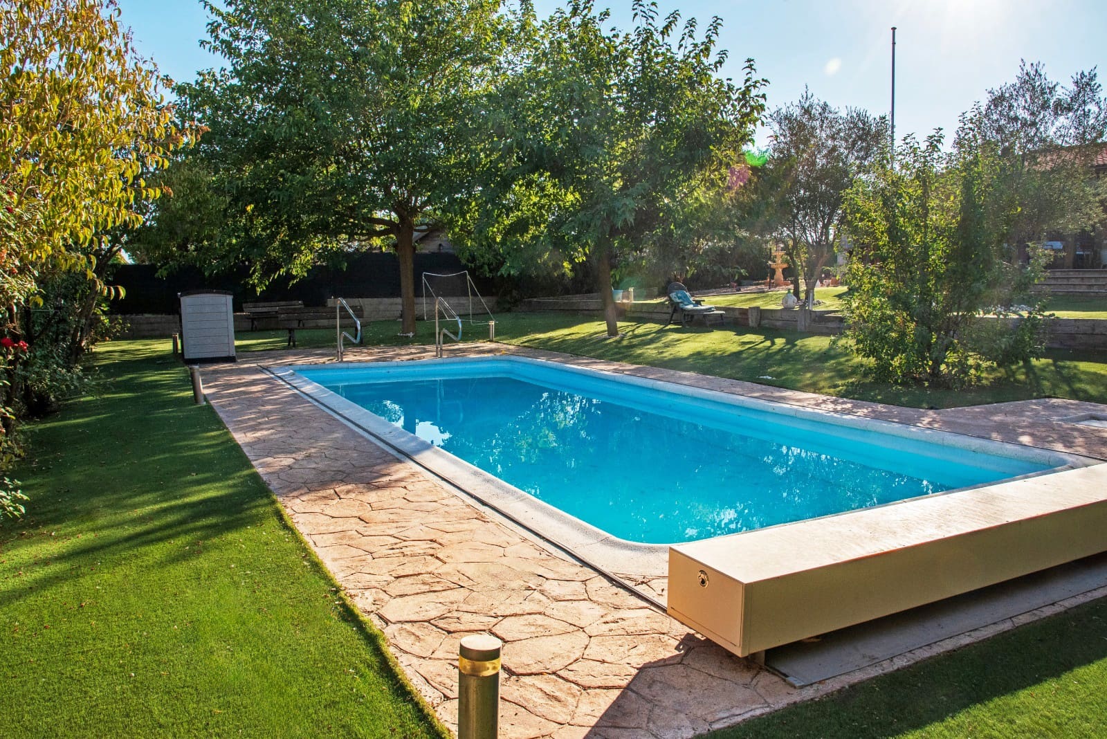 2 soveværelse Finca/Landehus til salg i Tres Cantos med swimmingpool garage - € 325.000 (Ref: 9854268)