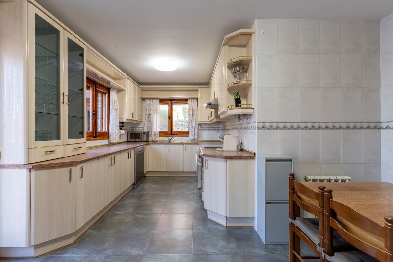 Finca/Country House for sale in Madrid city with pool - € 3,150,000 (Ref: 9858373)