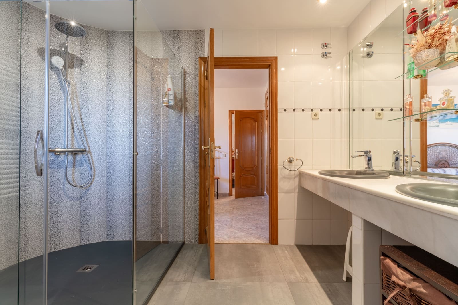 Finca/Country House for sale in Madrid city with pool - € 3,150,000 (Ref: 9858373)