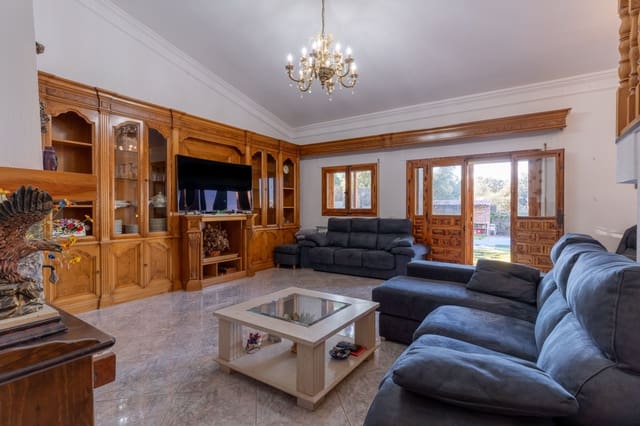 Finca/Country House for sale in Moncloa - Aravaca, Madrid city with pool - € 3,150,000 (Ref: 9858373)
