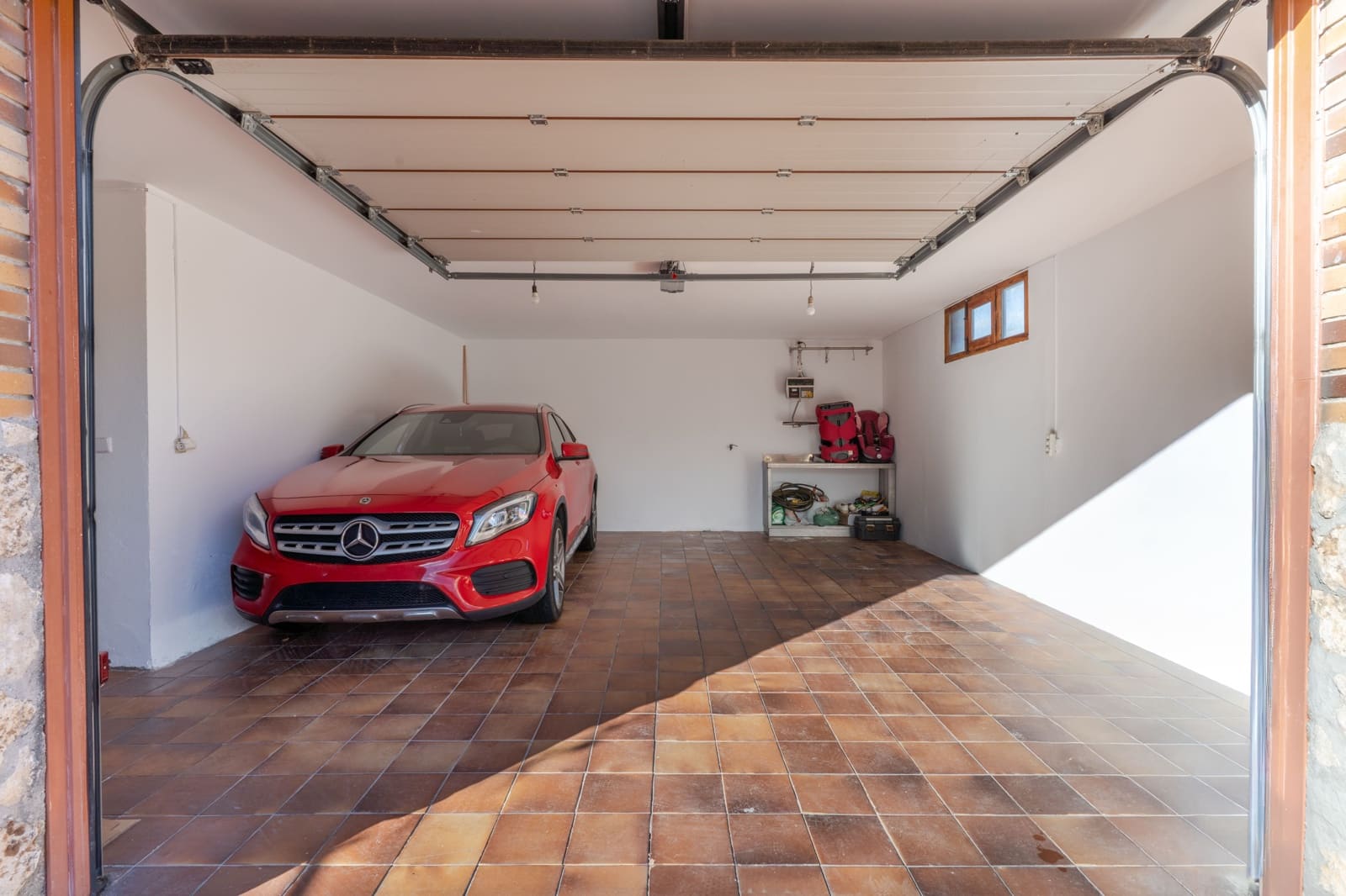 Finca/Country House for sale in Madrid city with pool - € 3,150,000 (Ref: 9858373)