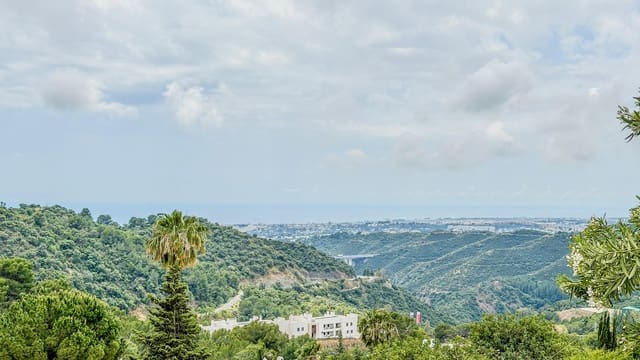 2 quarto Apartamento para venda em Istán com piscina garagem - 460 000 € (Ref: 9829781)