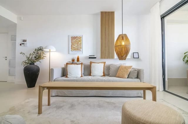 Apartamento de 3 habitaciones en El Higuerón, Fuengirola en venta con piscina garaje - 595.000 € (Ref: 9829786)