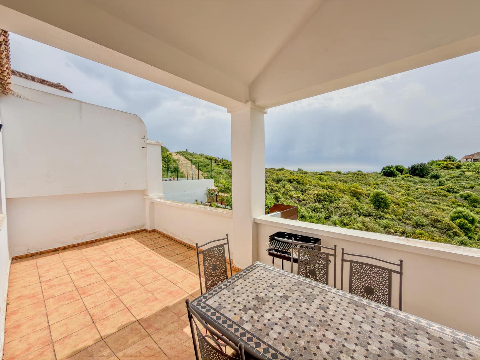 3 slaapkamer Rijtjeshuis te koop in Casares met garage - € 470.000 (Ref: 9829787)