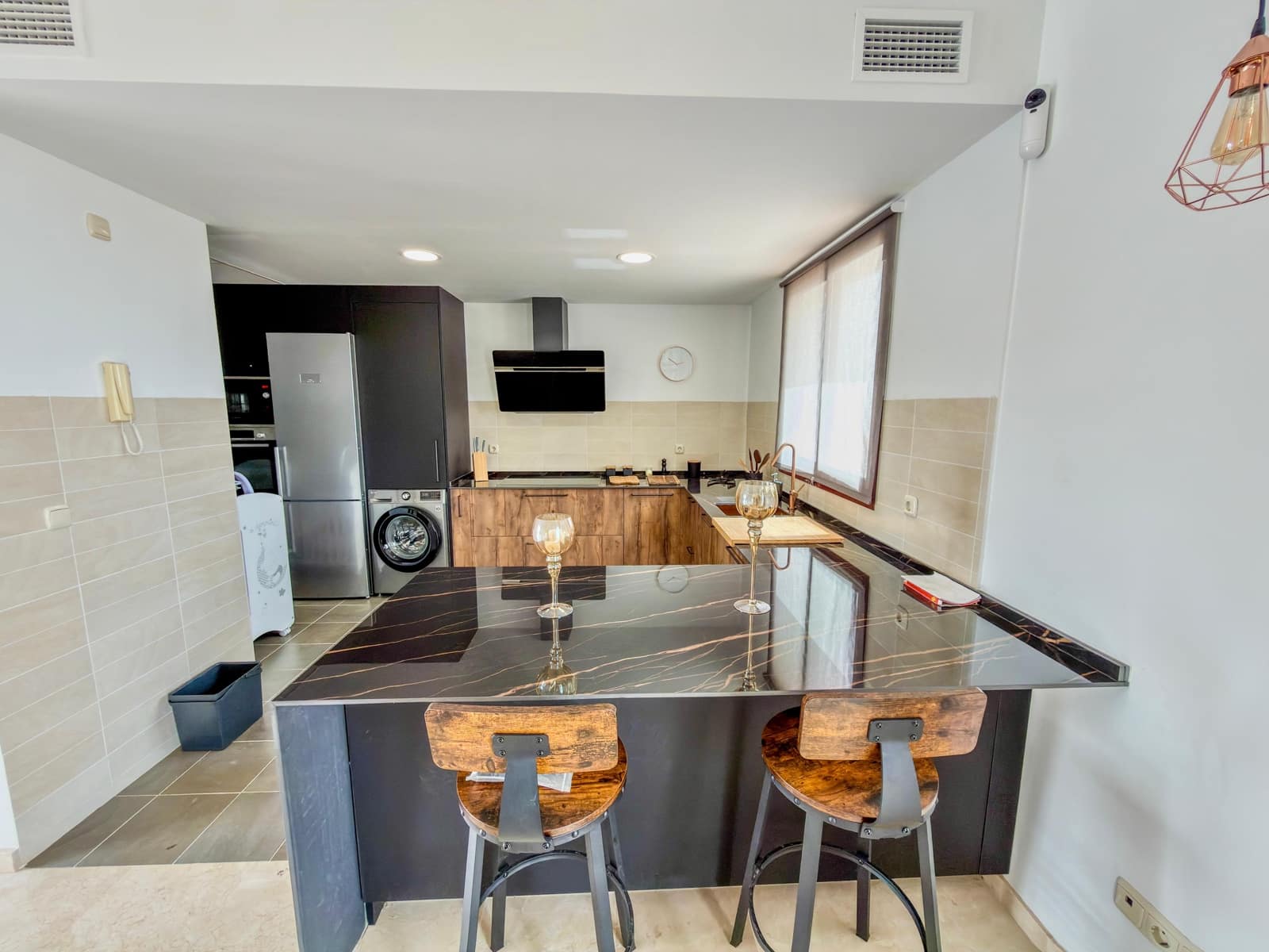 3 slaapkamer Rijtjeshuis te koop in Casares met garage - € 470.000 (Ref: 9829787)
