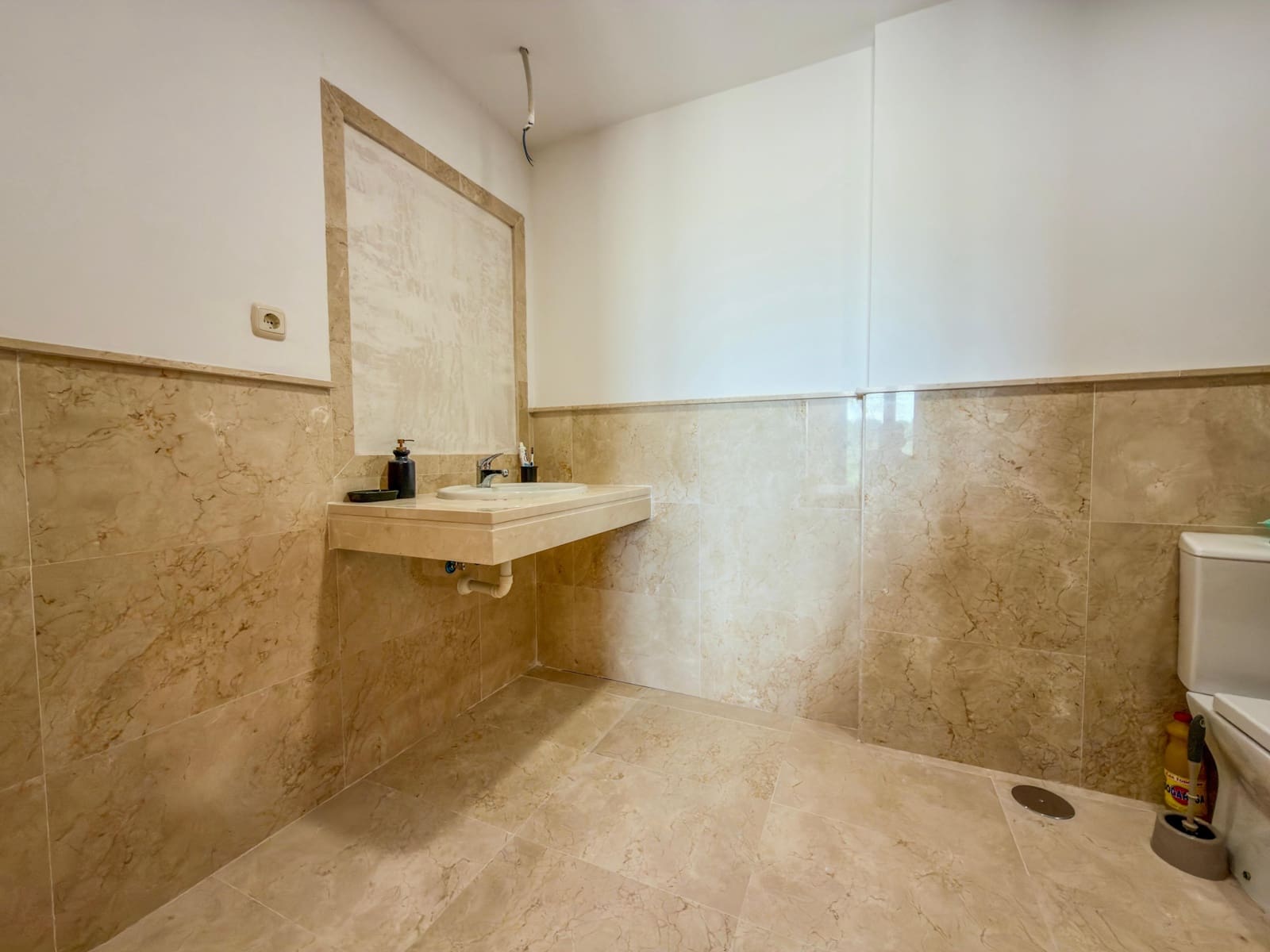 3 slaapkamer Rijtjeshuis te koop in Casares met garage - € 470.000 (Ref: 9829787)