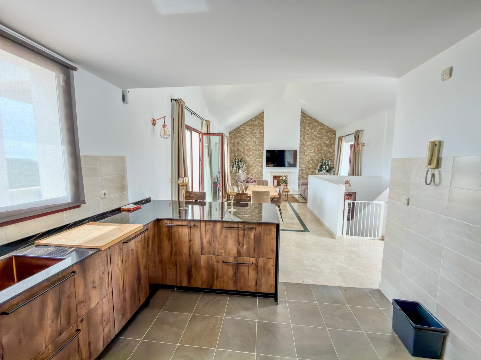 3 slaapkamer Rijtjeshuis te koop in Casares met garage - € 470.000 (Ref: 9829787)