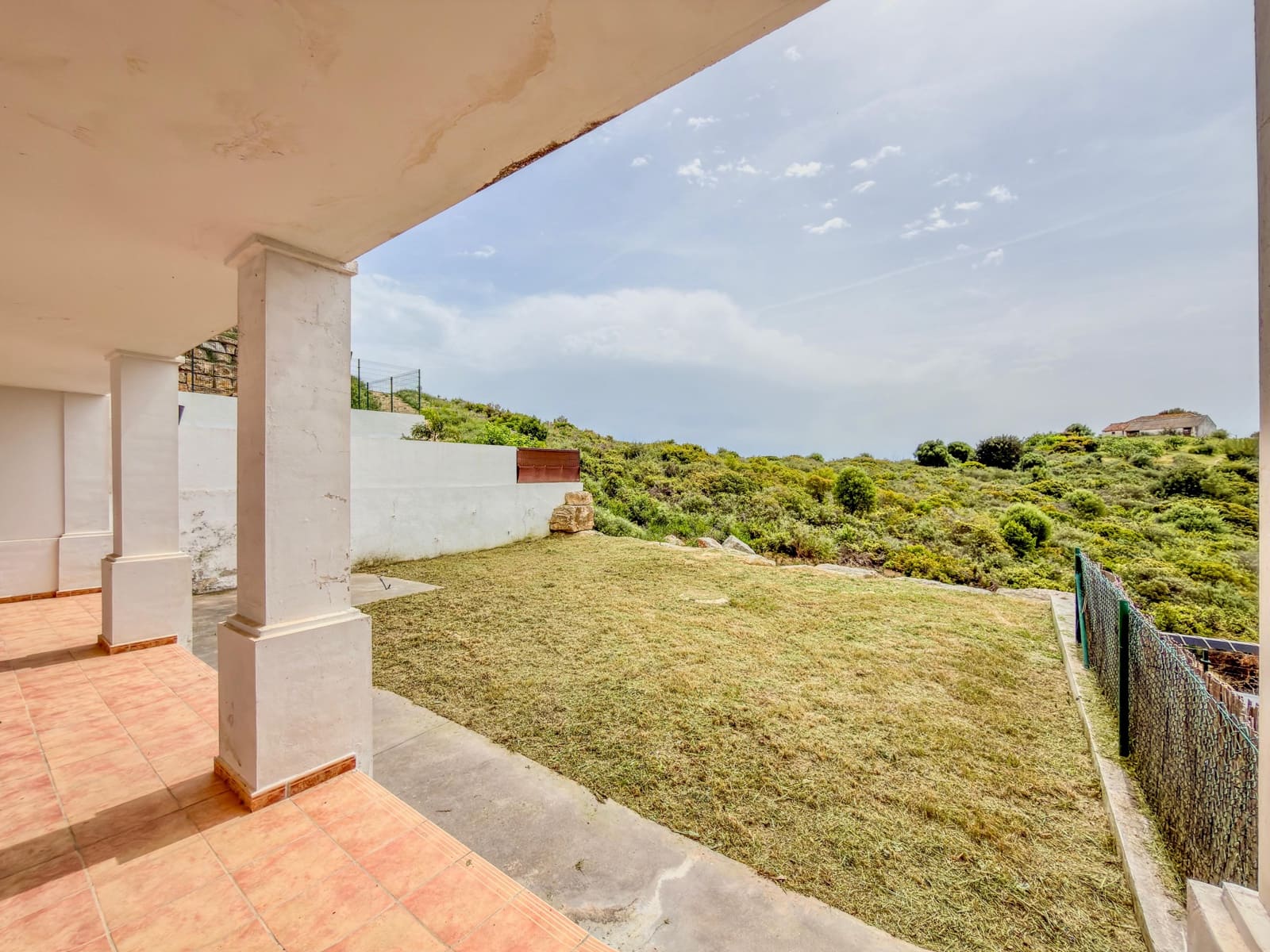 3 slaapkamer Rijtjeshuis te koop in Casares met garage - € 470.000 (Ref: 9829787)