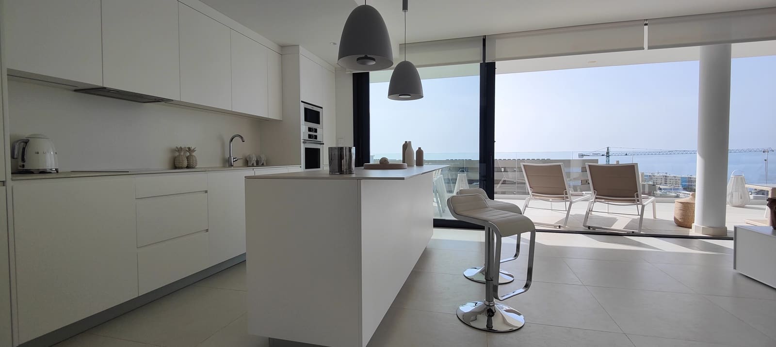 2 bedroom Apartment for sale in Fuengirola with pool garage - € 745,000 (Ref: 9829788)
