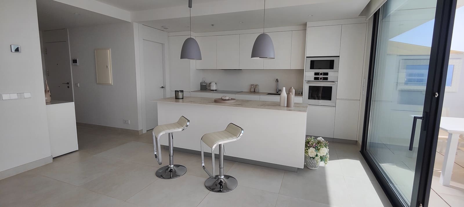 2 bedroom Apartment for sale in Fuengirola with pool garage - € 745,000 (Ref: 9829788)