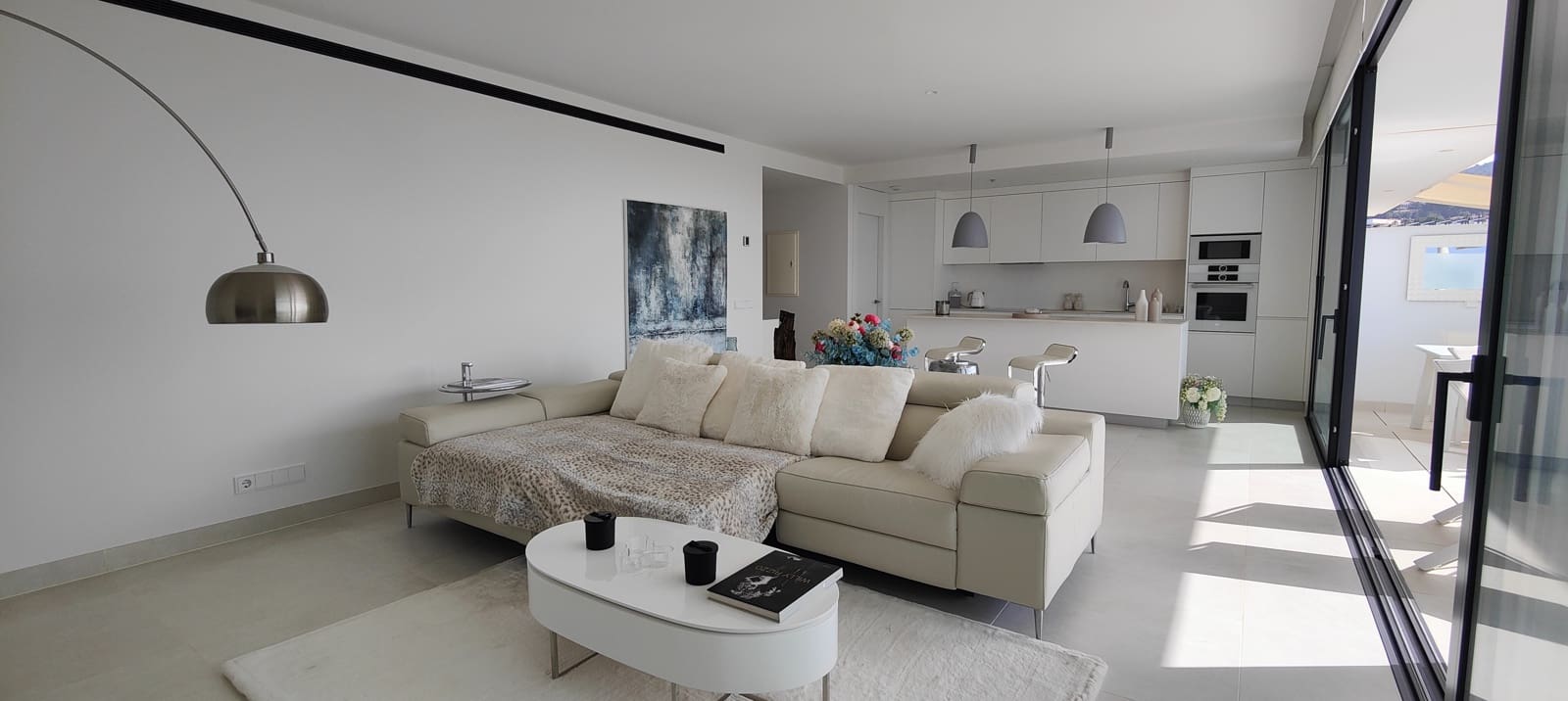 2 bedroom Apartment for sale in Fuengirola with pool garage - € 745,000 (Ref: 9829788)
