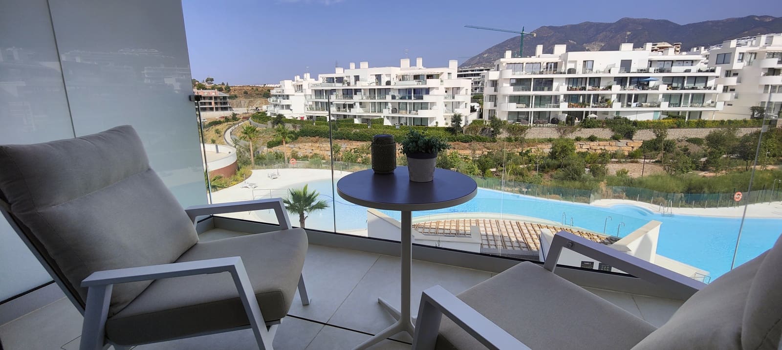2 bedroom Apartment for sale in Fuengirola with pool garage - € 745,000 (Ref: 9829788)