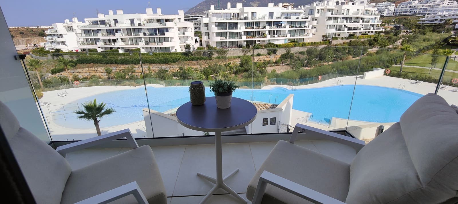 2 bedroom Apartment for sale in Fuengirola with pool garage - € 745,000 (Ref: 9829788)