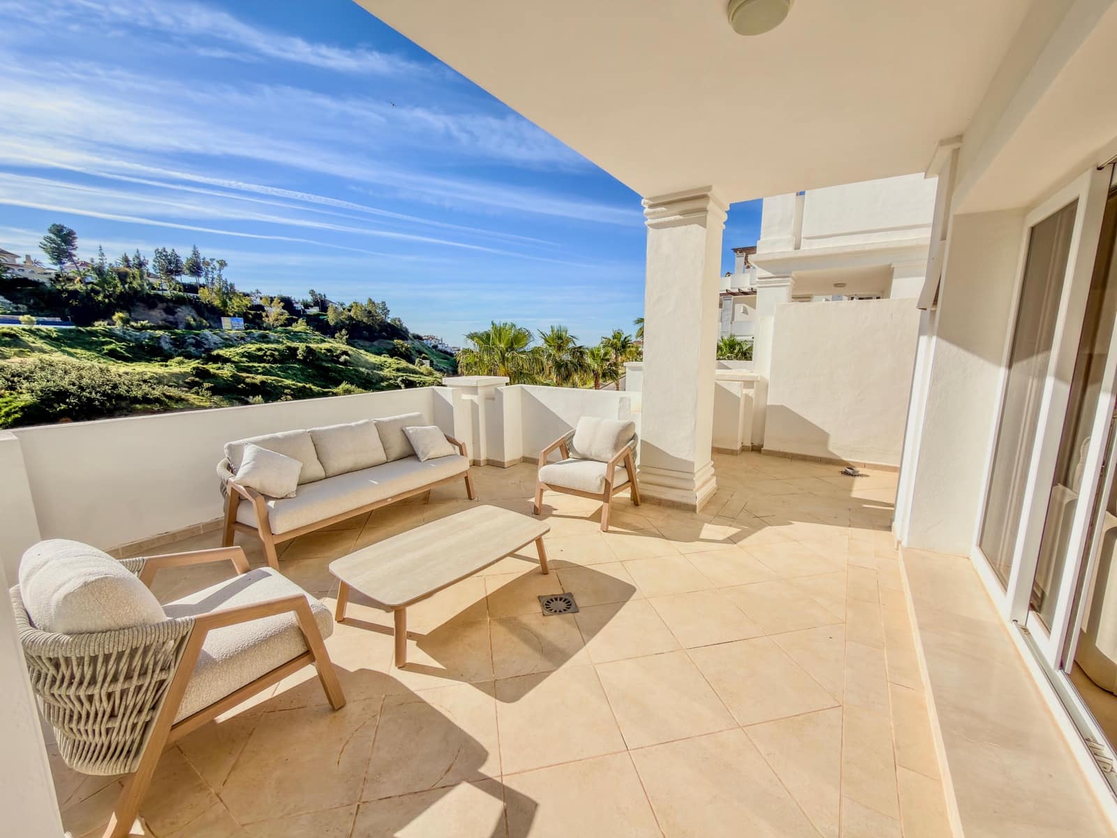 2 bedroom Apartment for sale in Marbella with pool garage - € 475,000 (Ref: 9829791)