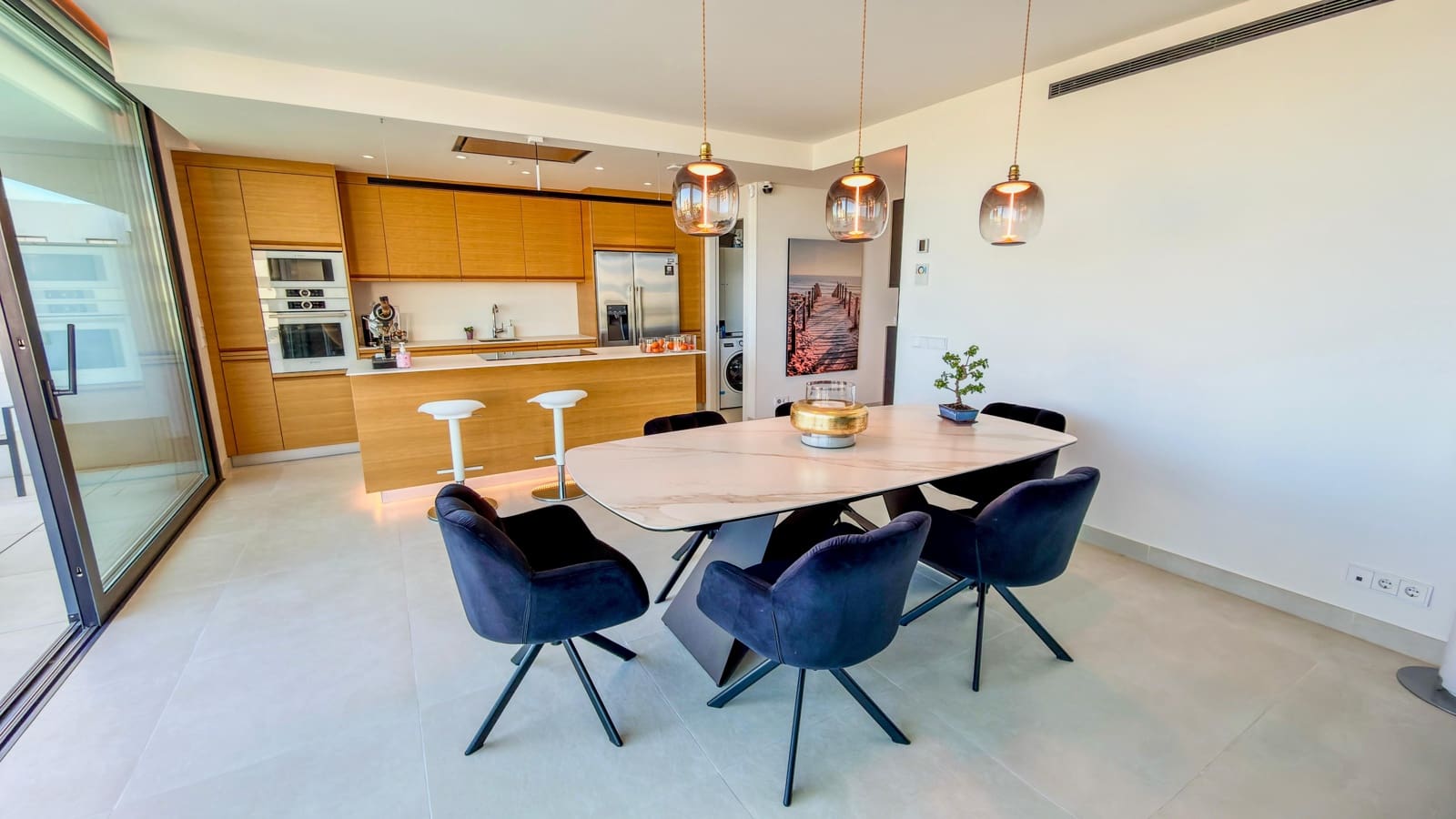 3 bedroom Apartment for rent in Fuengirola with pool garage - € 3,500 (Ref: 9829797)