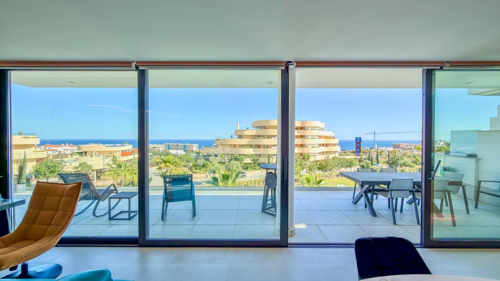 3 soveværelse Lejlighed til salg i Fuengirola med swimmingpool garage - € 799.000 (Ref: 9829799)