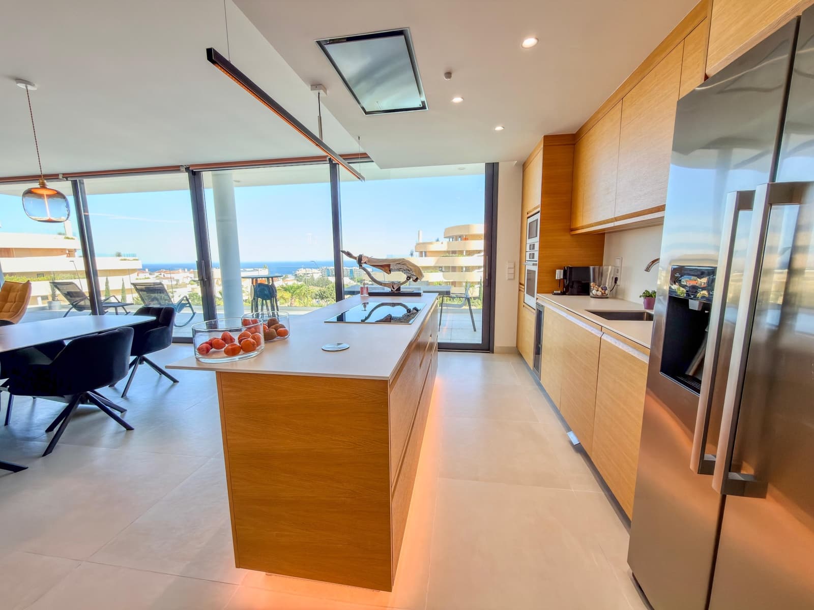 3 soveværelse Lejlighed til salg i Fuengirola med swimmingpool garage - € 799.000 (Ref: 9829799)