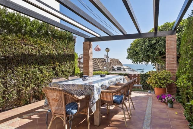 3 camera da letto Villetta a Schiera in vendita in Guadalobón, Estepona con piscina garage - 619.000 € (Rif: 9829800)