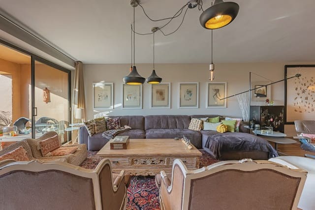 3 bedroom Penthouse for sale in Atalaya-Isdabe, Estepona with pool garage - € 835,000 (Ref: 9829814)