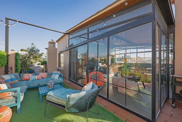 3 bedroom Penthouse for sale in Atalaya-Isdabe, Estepona with pool garage - € 835,000 (Ref: 9829814)