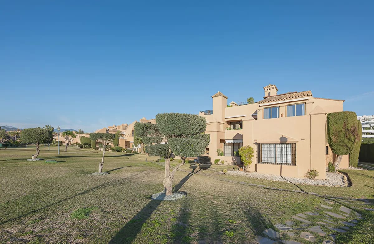 3 Zimmer Penthouse zu verkaufen in Atalaya-Isdabe mit Pool Garage - 835.000 € (Ref: 9829814)