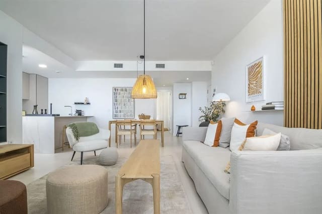 Apartamento de 3 habitaciones en El Higuerón, Fuengirola en venta con piscina garaje - 555.000 € (Ref: 9829815)