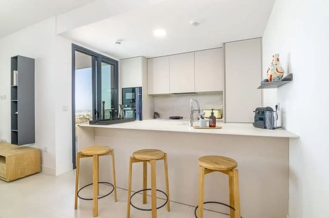 Apartamento de 3 habitaciones en El Higuerón, Fuengirola en venta con piscina garaje - 555.000 € (Ref: 9829815)