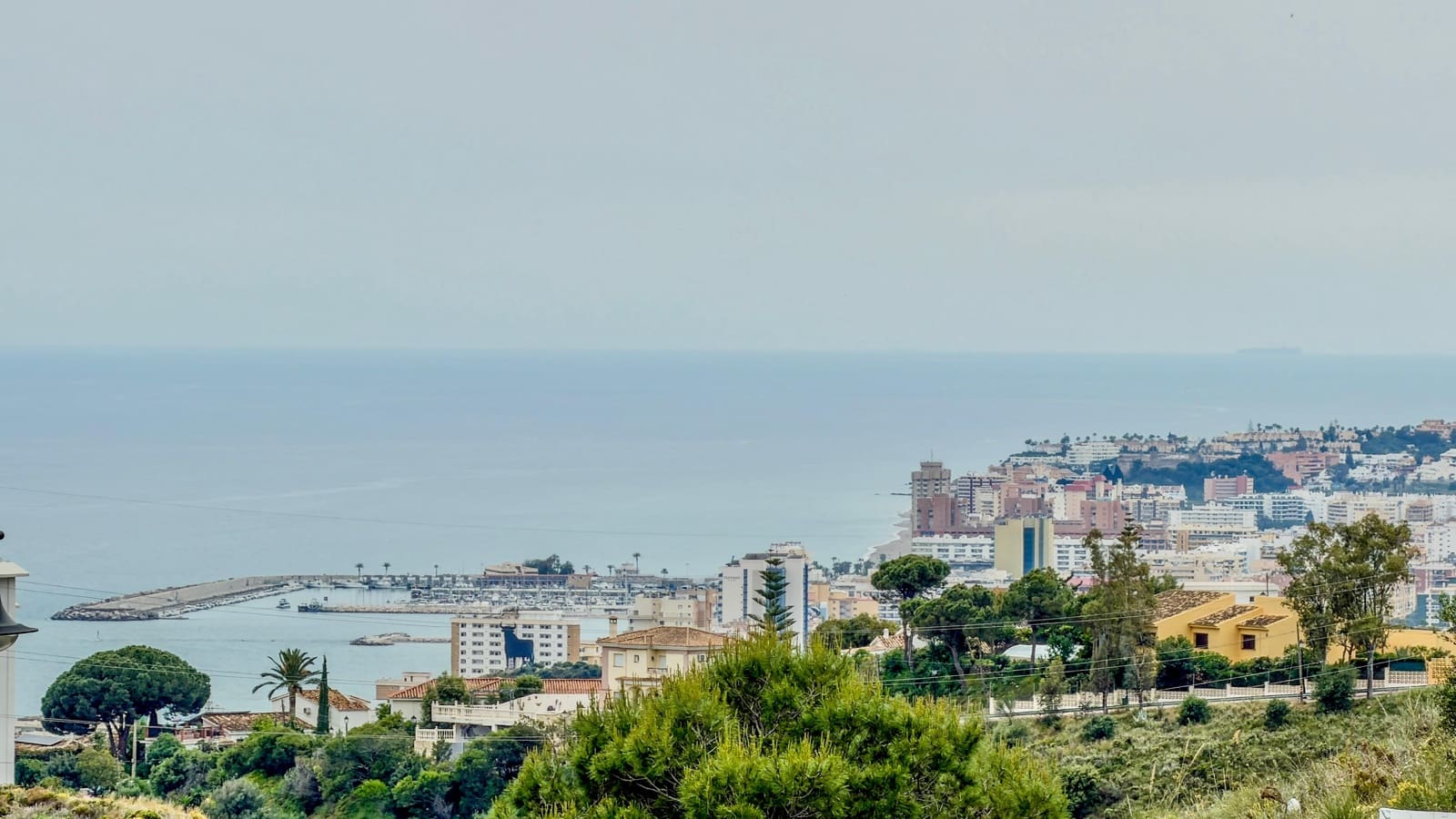 3 slaapkamer Appartement te koop in Fuengirola met zwembad garage - € 555.000 (Ref: 9829815)