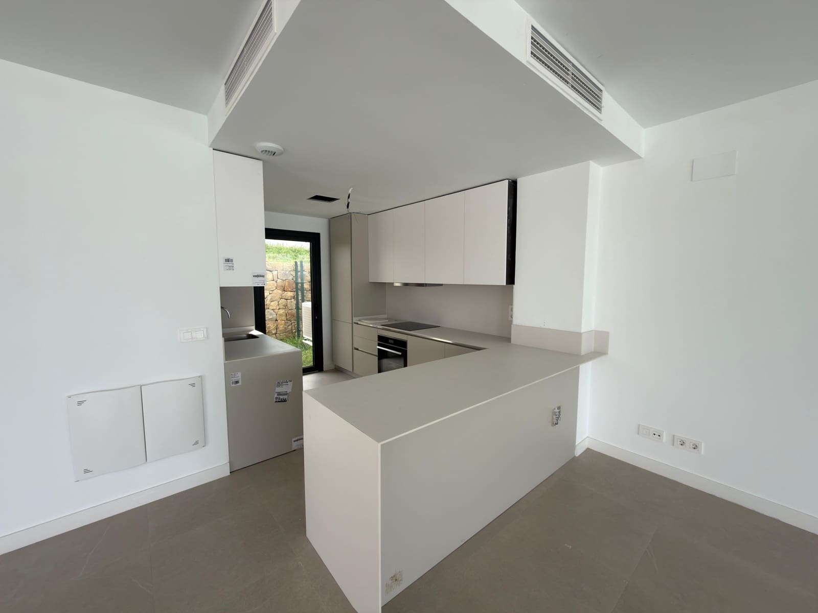 3 Zimmer Villa zu verkaufen in Atalaya-Isdabe mit Pool Garage - 800.000 € (Ref: 9829818)