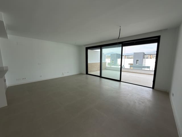 3 Zimmer Villa zu verkaufen in Atalaya-Isdabe, Estepona mit Pool Garage - 800.000 € (Ref: 9829818)