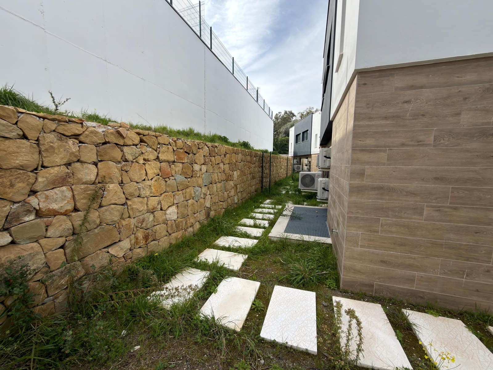 3 Zimmer Villa zu verkaufen in Atalaya-Isdabe mit Pool Garage - 800.000 € (Ref: 9829818)