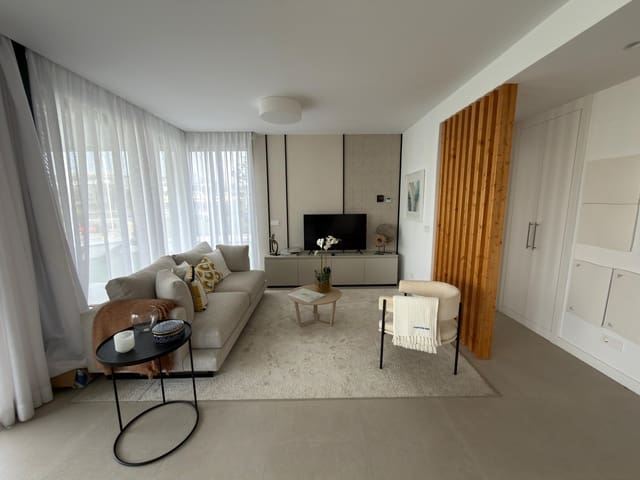 3 Zimmer Villa zu verkaufen in Atalaya-Isdabe, Estepona mit Pool Garage - 900.000 € (Ref: 9829819)