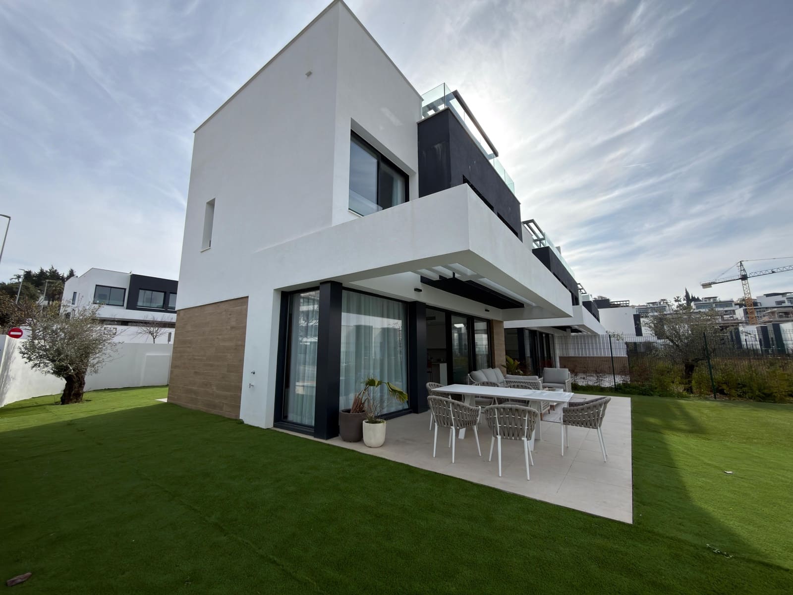 3 Zimmer Villa zu verkaufen in Atalaya-Isdabe mit Pool Garage - 900.000 € (Ref: 9829819)