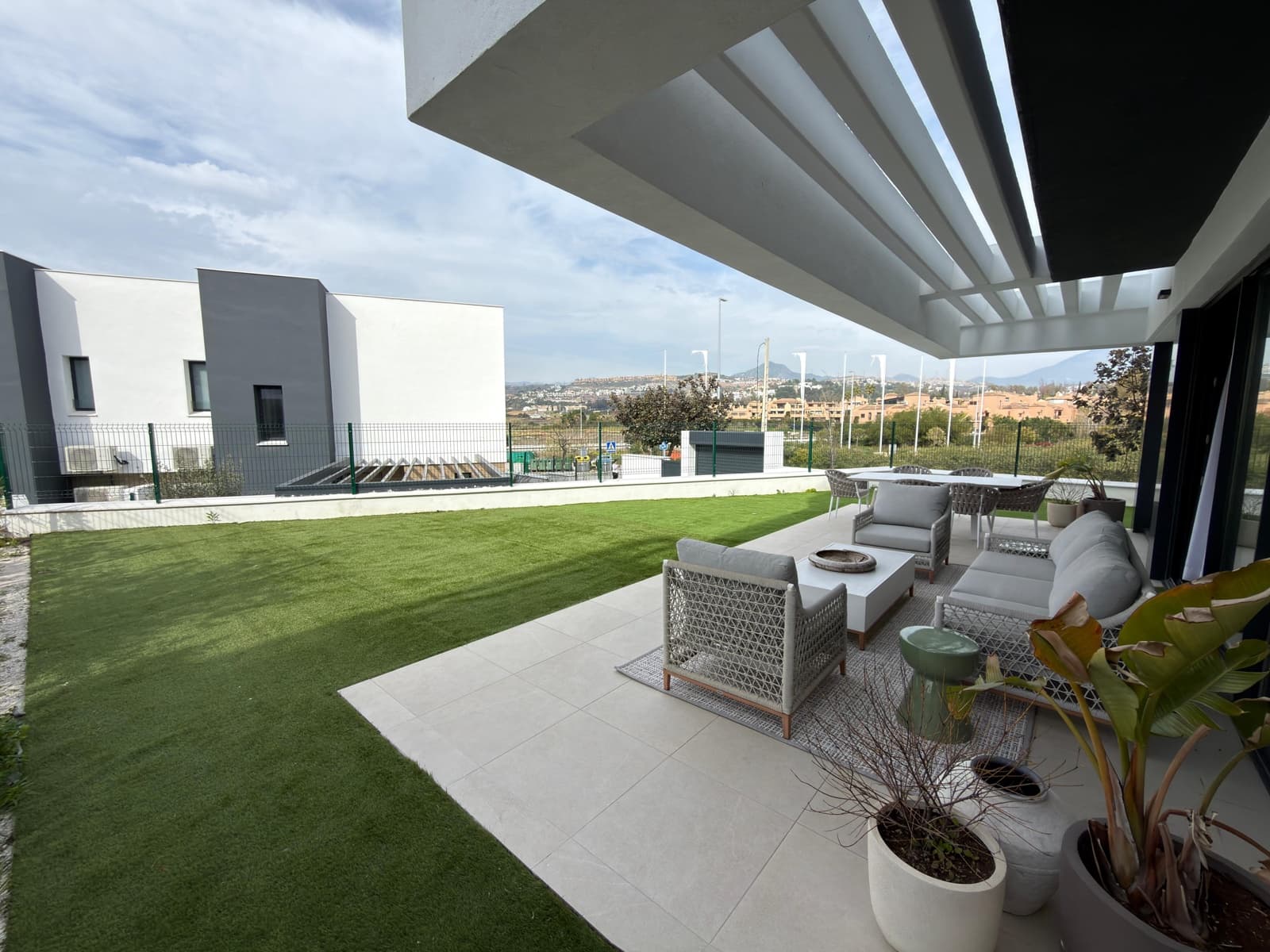 3 Zimmer Villa zu verkaufen in Atalaya-Isdabe mit Pool Garage - 900.000 € (Ref: 9829819)